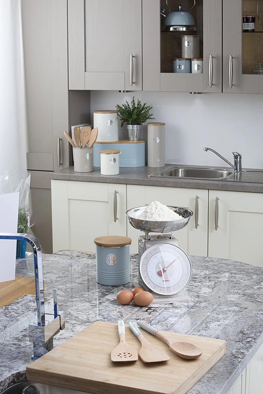 Typhoon Living Cookies Storage 3.4L Blue - Image 2