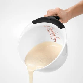 OXO Good Grips Batter Bowl 1.9L White - Image 4
